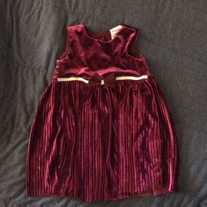 Girls velvet dress